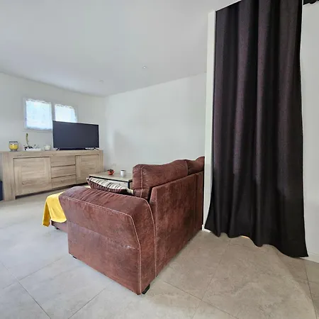 Maison 6 Pers: Calme Sous Les Pins - Fr-1-476-256 بيت للعطل *