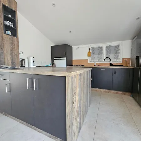 Maison 6 Pers: Calme Sous Les Pins - Fr-1-476-256 * La Faute-sur-Mer