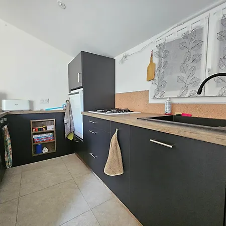 Casa de Férias Maison 6 Pers: Calme Sous Les Pins - Fr-1-476-256 La Faute-sur-Mer